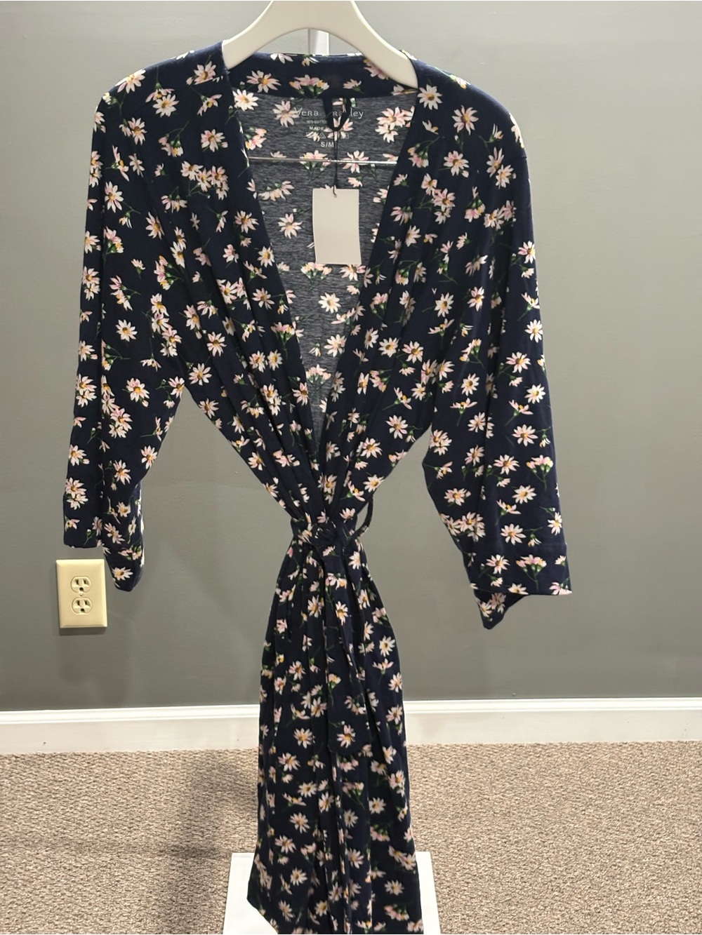 Vera Bradley Navy Floral Wrap Robe with Pink & White Daisies